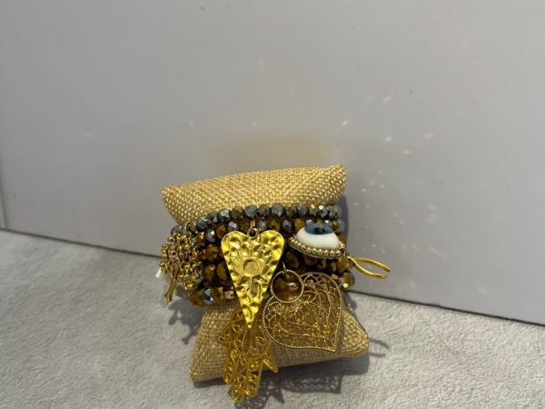 Pulsera con dijes by savia