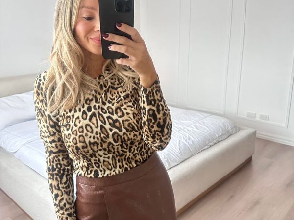 BLUSA MANGA LARGA LEOPARD PRINT BY 22
